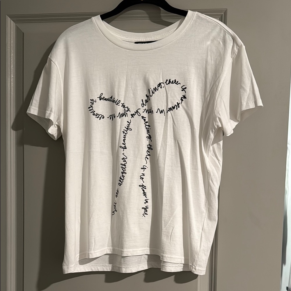 Boutique T-shirt *NWOT*
